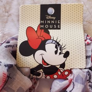 Disney Minnie Mouse Bows lightweight scarf (b1)
